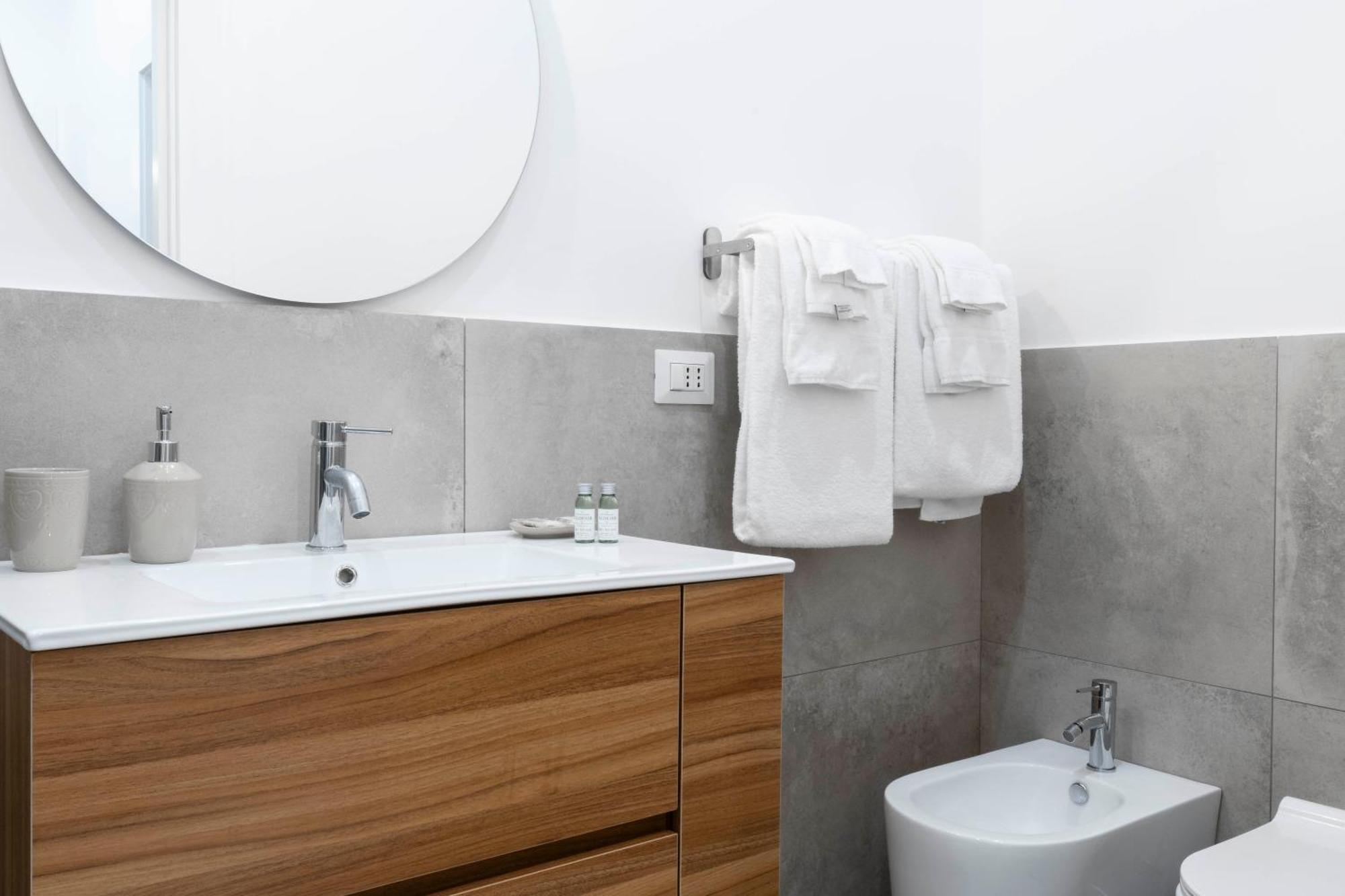 Two Bedrooms In Viale Monza Mm1 Gorla Mailand